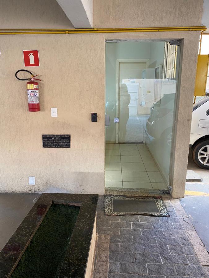 Otima Localizacao! Lejlighed Uberlândia Eksteriør billede