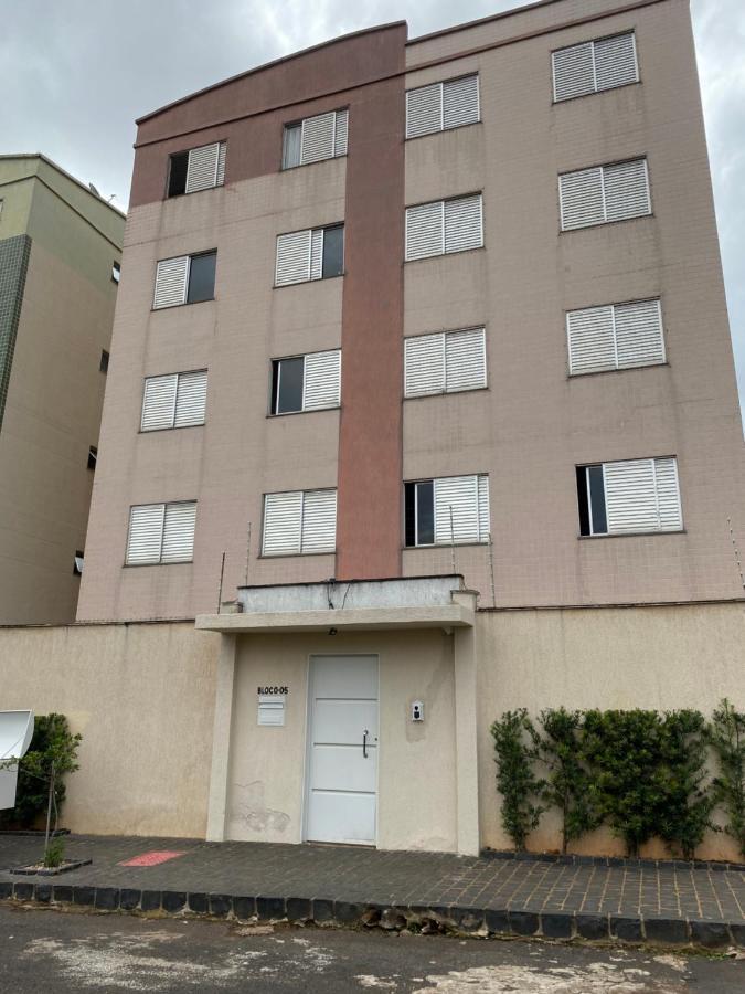 Otima Localizacao! Lejlighed Uberlândia Eksteriør billede